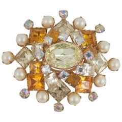 Retro A jewelled brooch, Schreiner of NY, 1960s