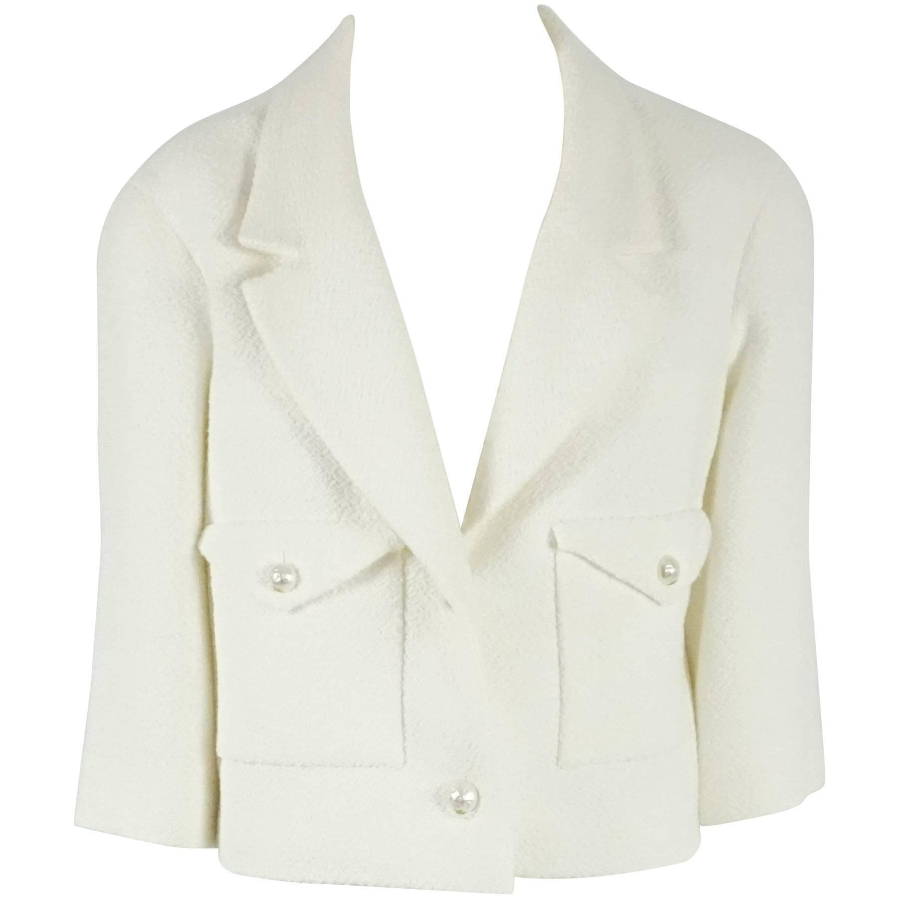 Chanel White Cotton/Silk Textured Short Jacket with Pearl Buttons - 44  