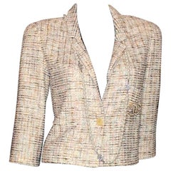 Stunning Chanel Boucle Cropped Jacket with CC Logo Button 2