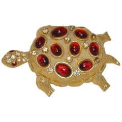 Vergoldetes Gold Vermeil "Schildkröte" mit unechten Rubinen & Diamanten Pillendose