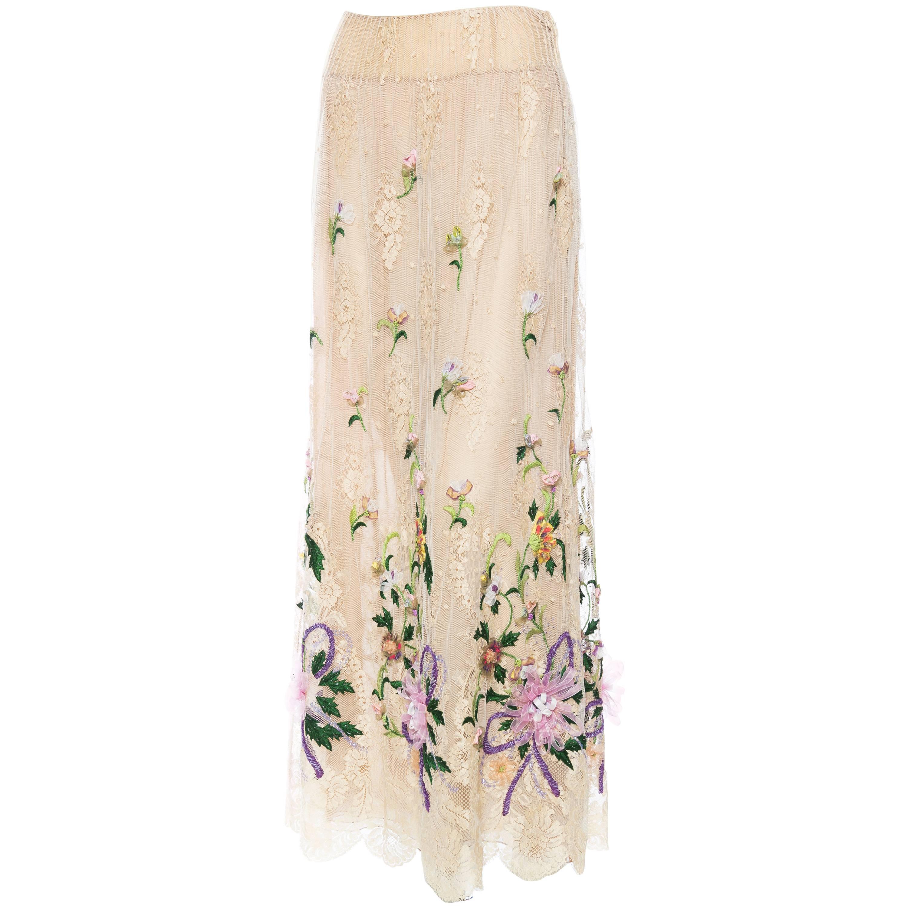 2000S VALENTINO Ecru Silk & Lace Skirt With Hand Embroidery And Ribbonwork For Sale