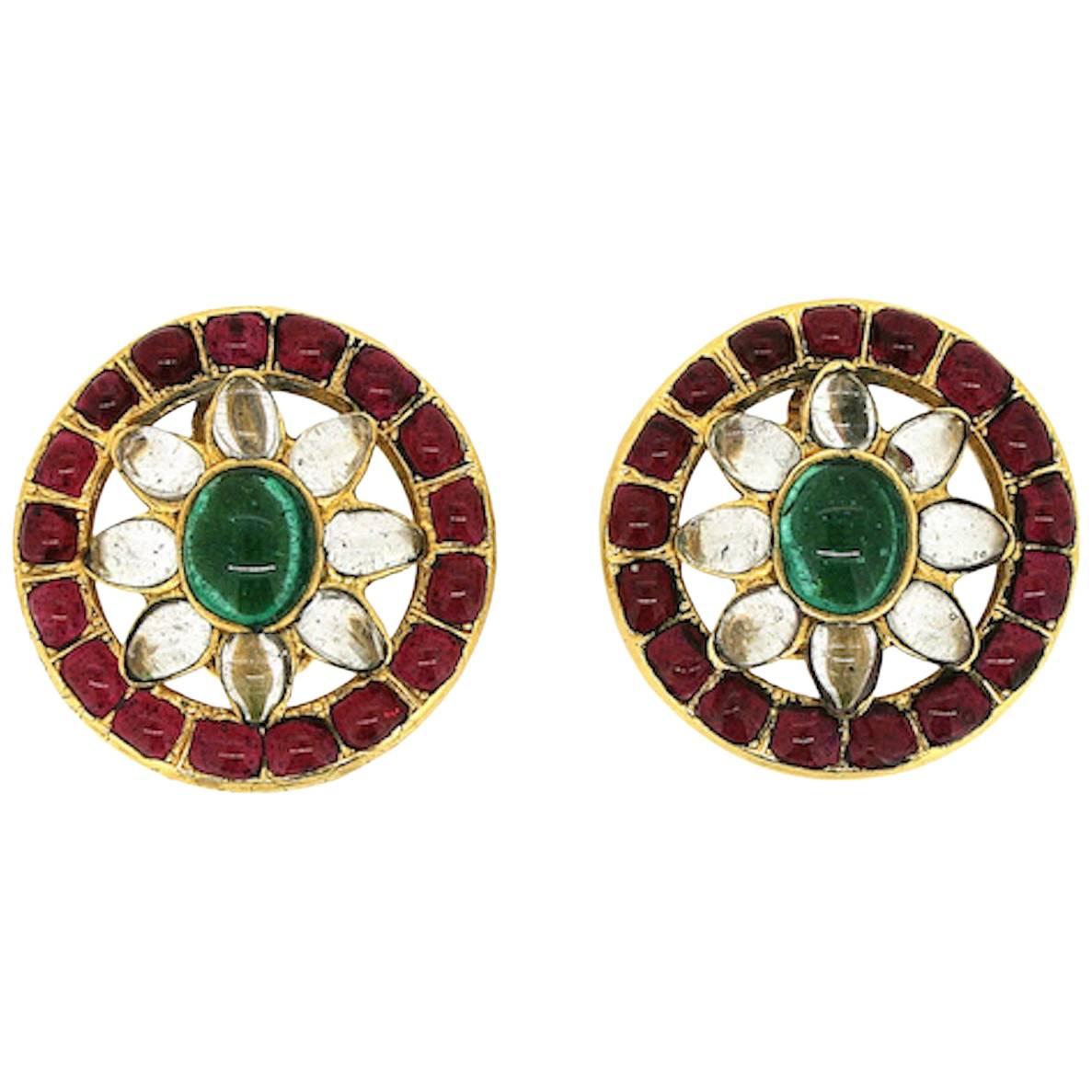 Chanel Spring/Summer 1994 Gripoix Glass Vintage Flower Earrings For Sale