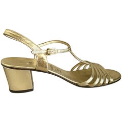 1960 Amalfi by Rangoni Taglia 8 Sandali con Tacco Alto in Pelle Vintage Metallizzata Oro