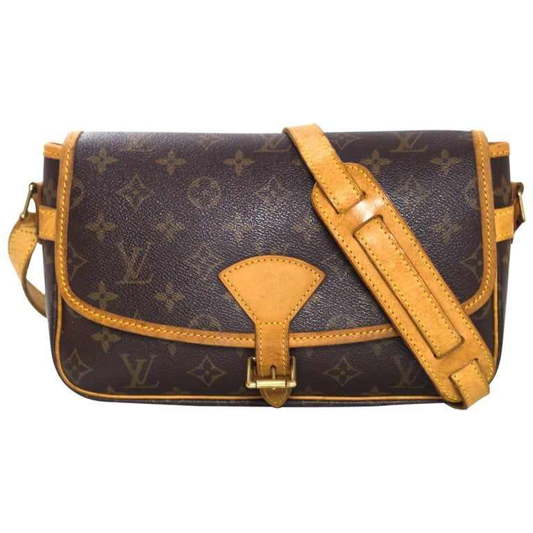 Louis Vuitton Monogram Sologne Crossbody Messenger Bag For Sale at