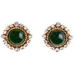 Chanel 1993 Gripoix Earrings with Green Glass Cabochon and Rhinestones 6