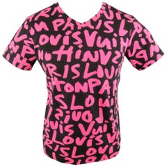 LOUIS VUITTON Size M Black and Pink STEPHEN SPROUSE Graffitti Print V Neck T -shirt at 1stDibs