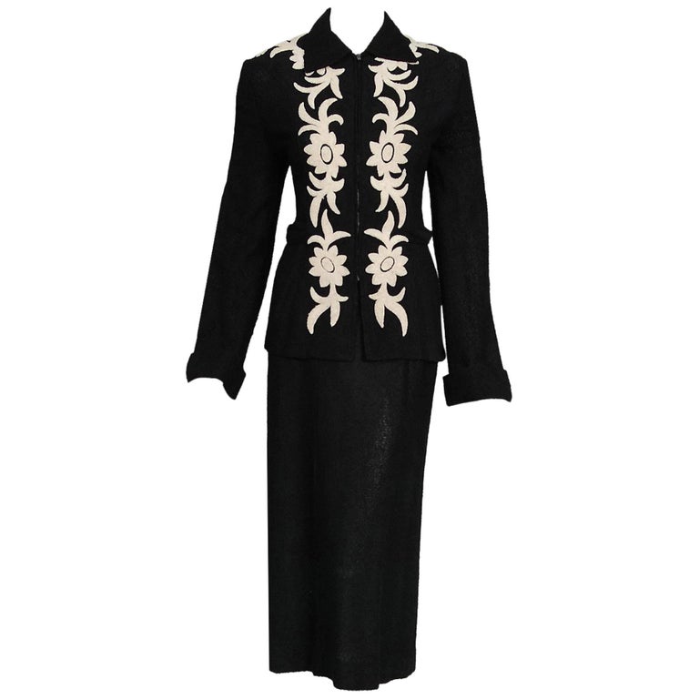 1930's Black and White Deco Floral Chenille BoucleWool Belted Sweater