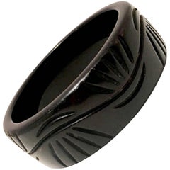 1930'S Bakelite Black Carved Bangle Bracelet