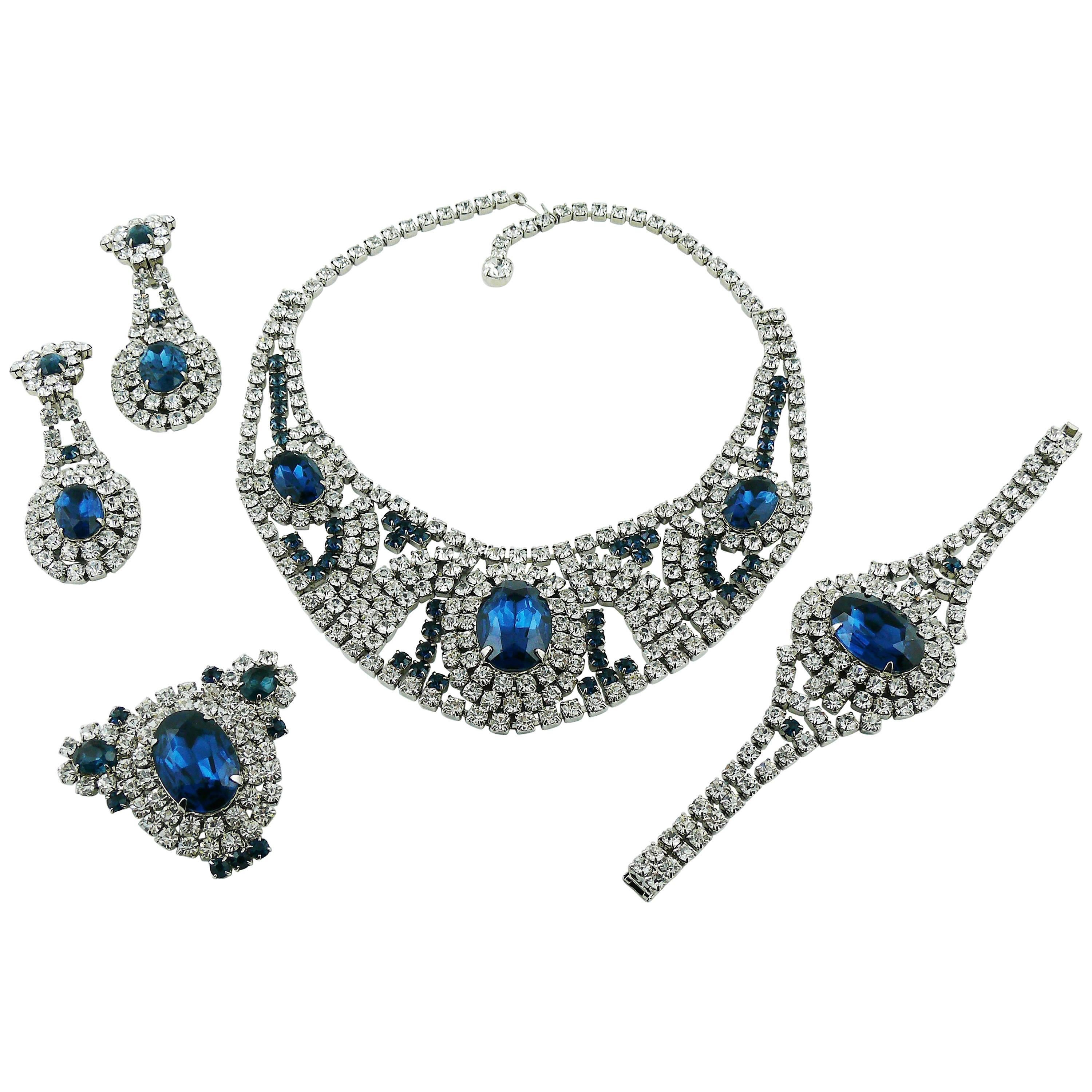 Ensemble collier, bracelet, boucles d'oreilles et broche en cristal clair et saphir vintage