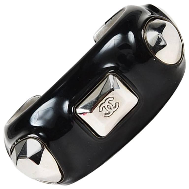 Chanel $945 Black Enamel Silver Tone Metal Embellished 'CC' Open Cuff Bracelet For Sale