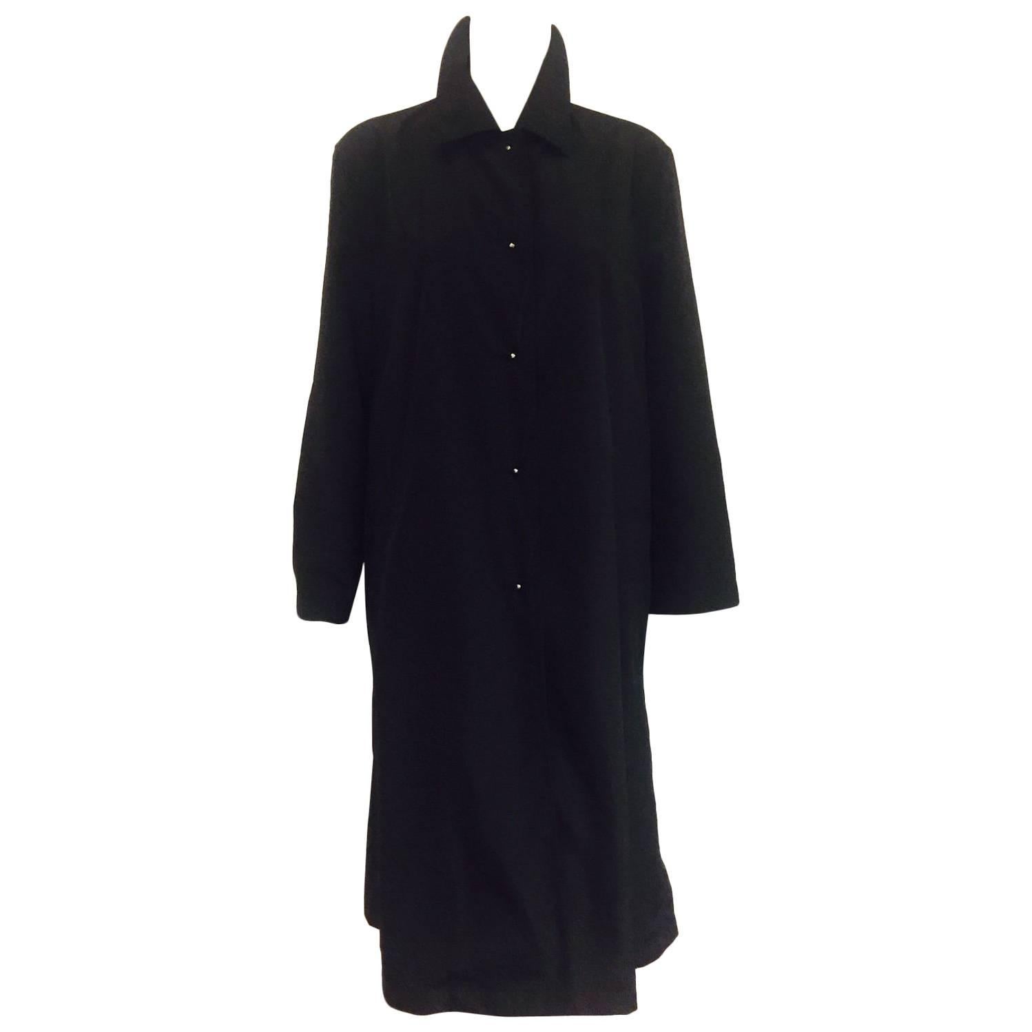 Excellent Escada Black Raincoat in Lightweight Nylon For Sale