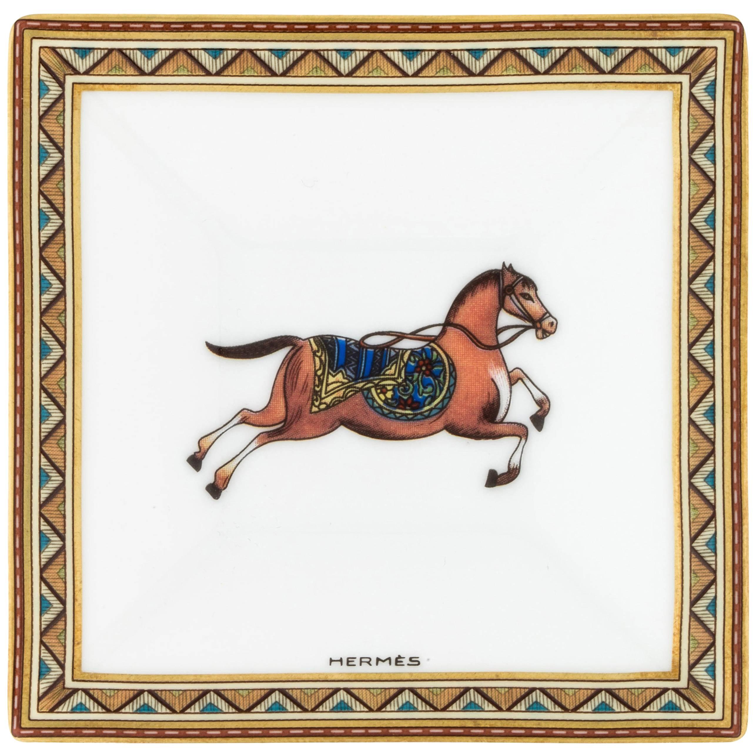 Hermes New Porcelain Home Desk Table Horse Motiff Jewelry Trinket Tray in Box