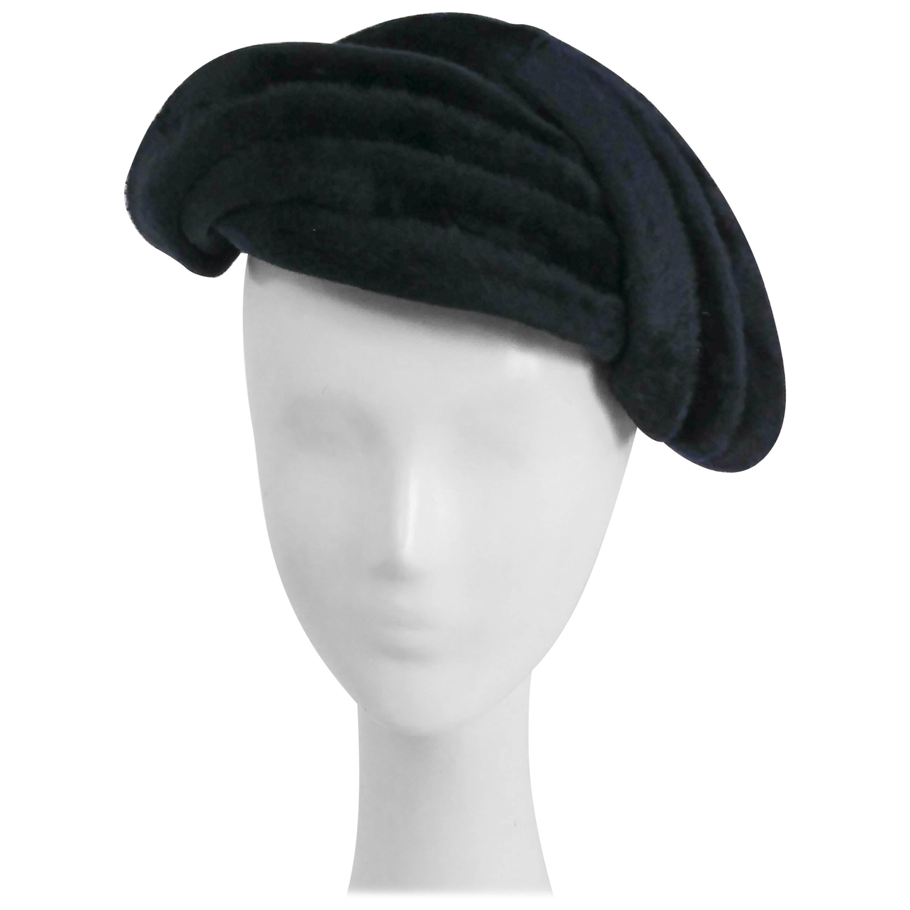 Cappello in feltro blu navy anni '50