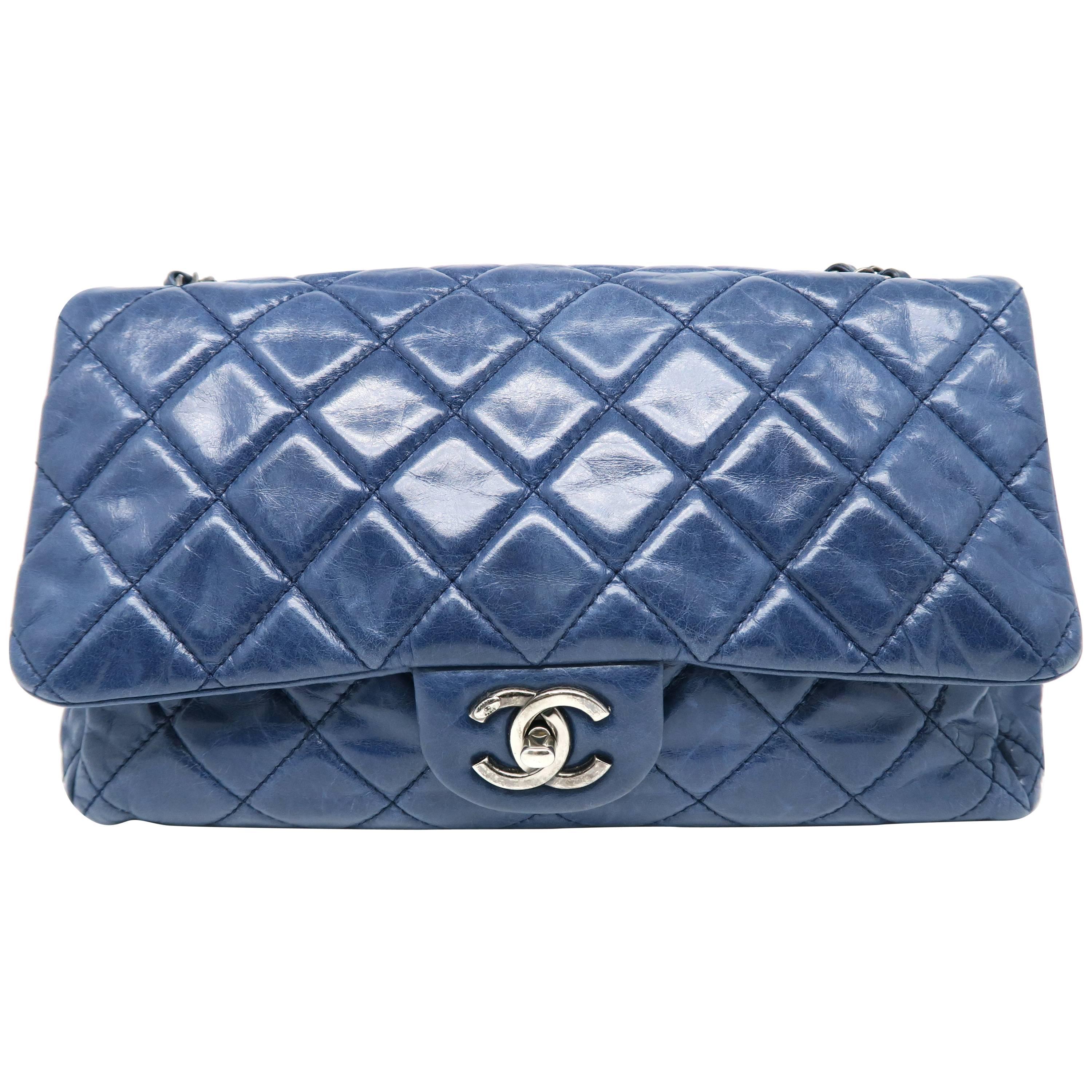 Chanel Blue Quilting Calfskin Leather Silver Metal Chain Shoulder Bag For Sale