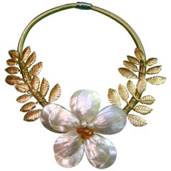 Elegant Mother of Pearl Gilt Leaf Choker Necklace 