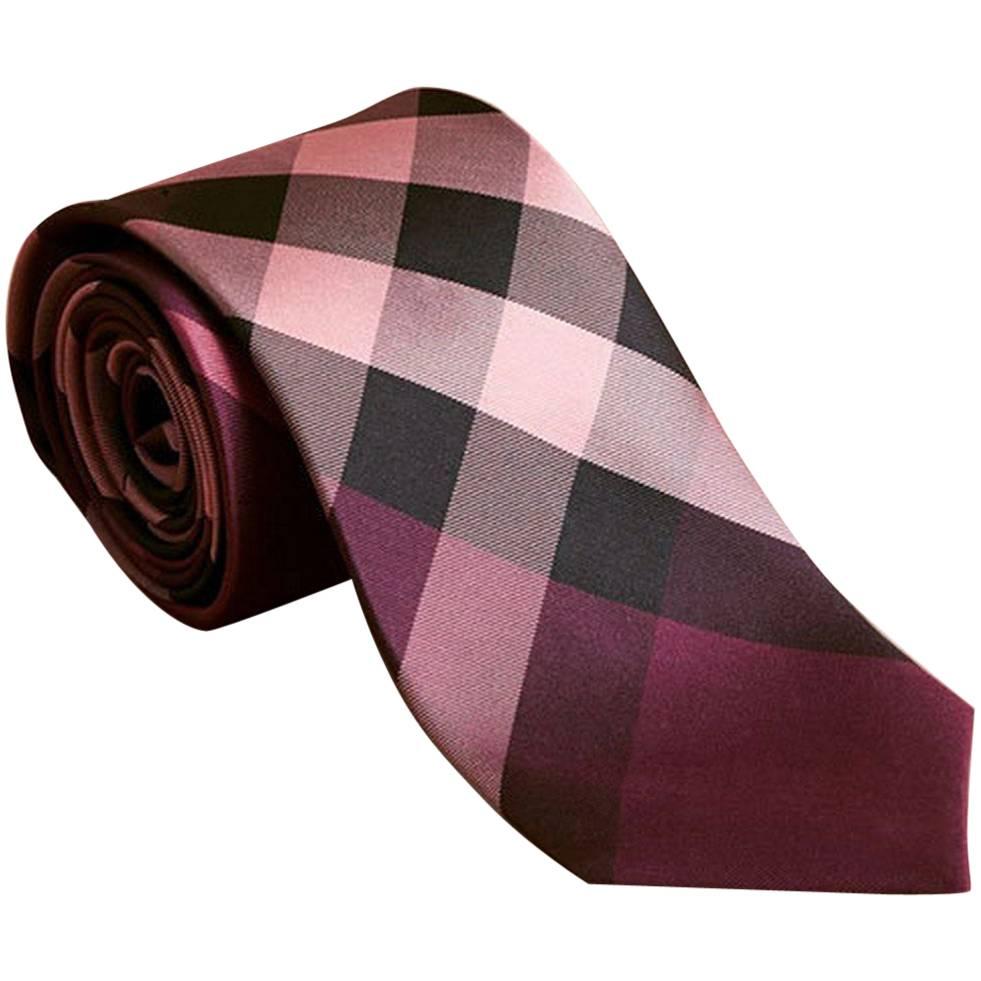 Burberry Modern Cut Check Silk Rose Pink Tie - Size: 3” (8cm) For Sale