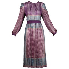 Vestido de seda con estampado indio de 1970 Vintage Paper Thin + fajín de The Silk Farm