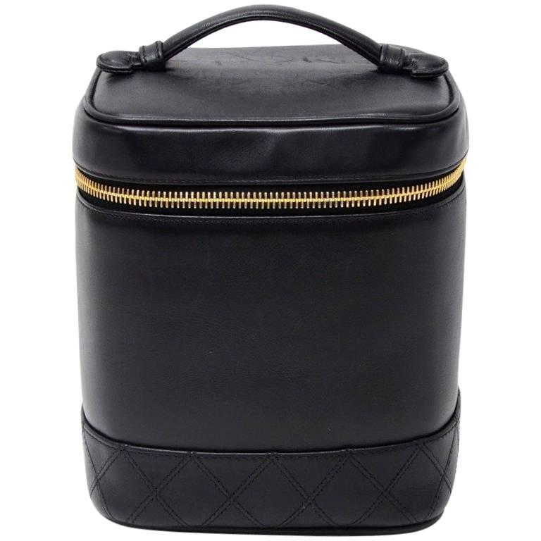 Vintage Chanel Vanity Black Leather Cosmetic Hand Bag