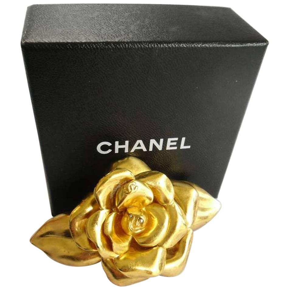  Vintage Chanel Large  Camellia barrette - hair clip For Sale