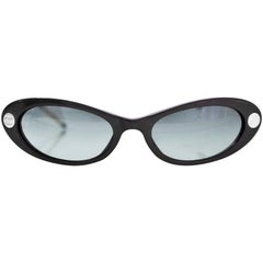 Chanel '90s Vintage Grey Cat Eye Sunglasses
