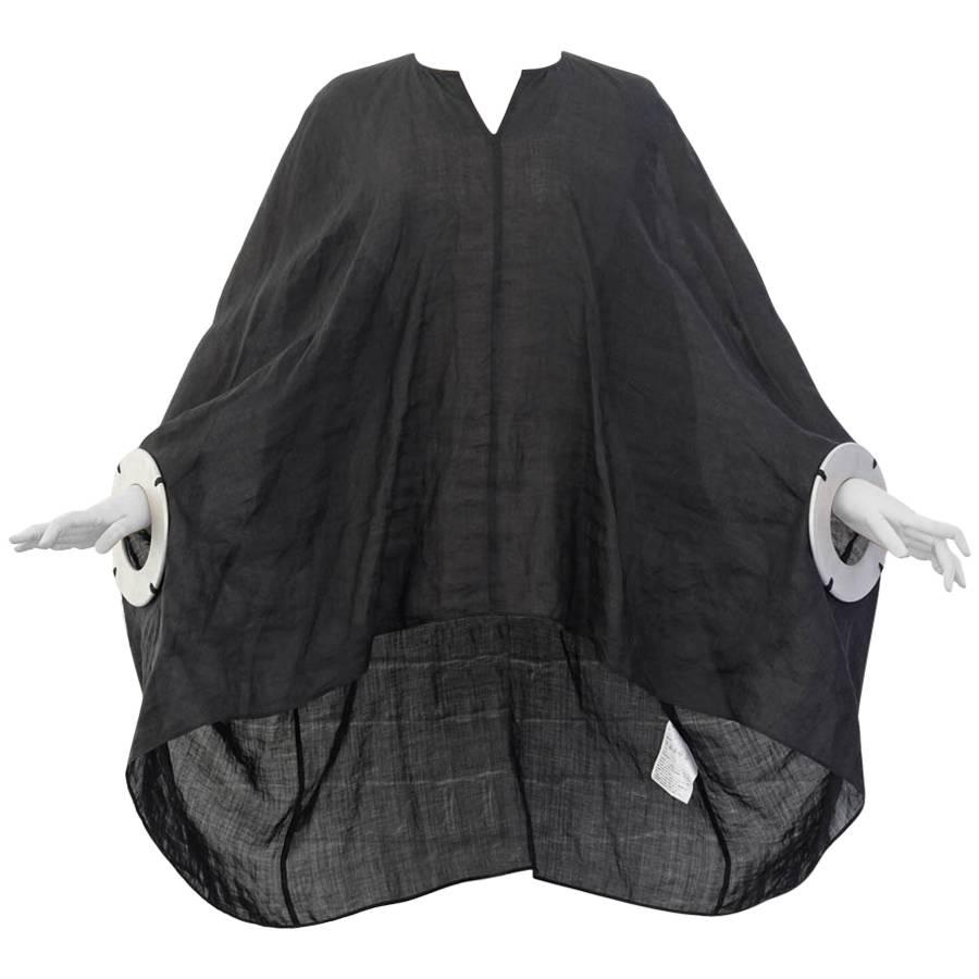 2016 Junya Watanabe linen cape dress featuring metal cuffs For Sale
