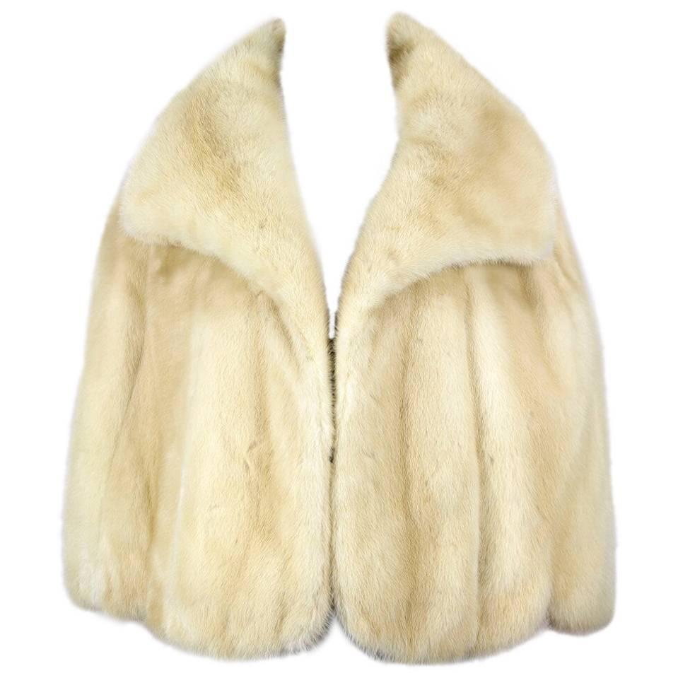 Pale Blonde Mink Fur Cape Stole Wrap Jacket With Huge Collar, 1960s  