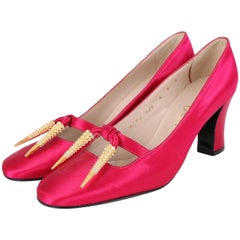 Seltene 1960's Roger Vivier für Saks Fifth Avenue Fuchsia Seide Heels Schuhe Größe 8