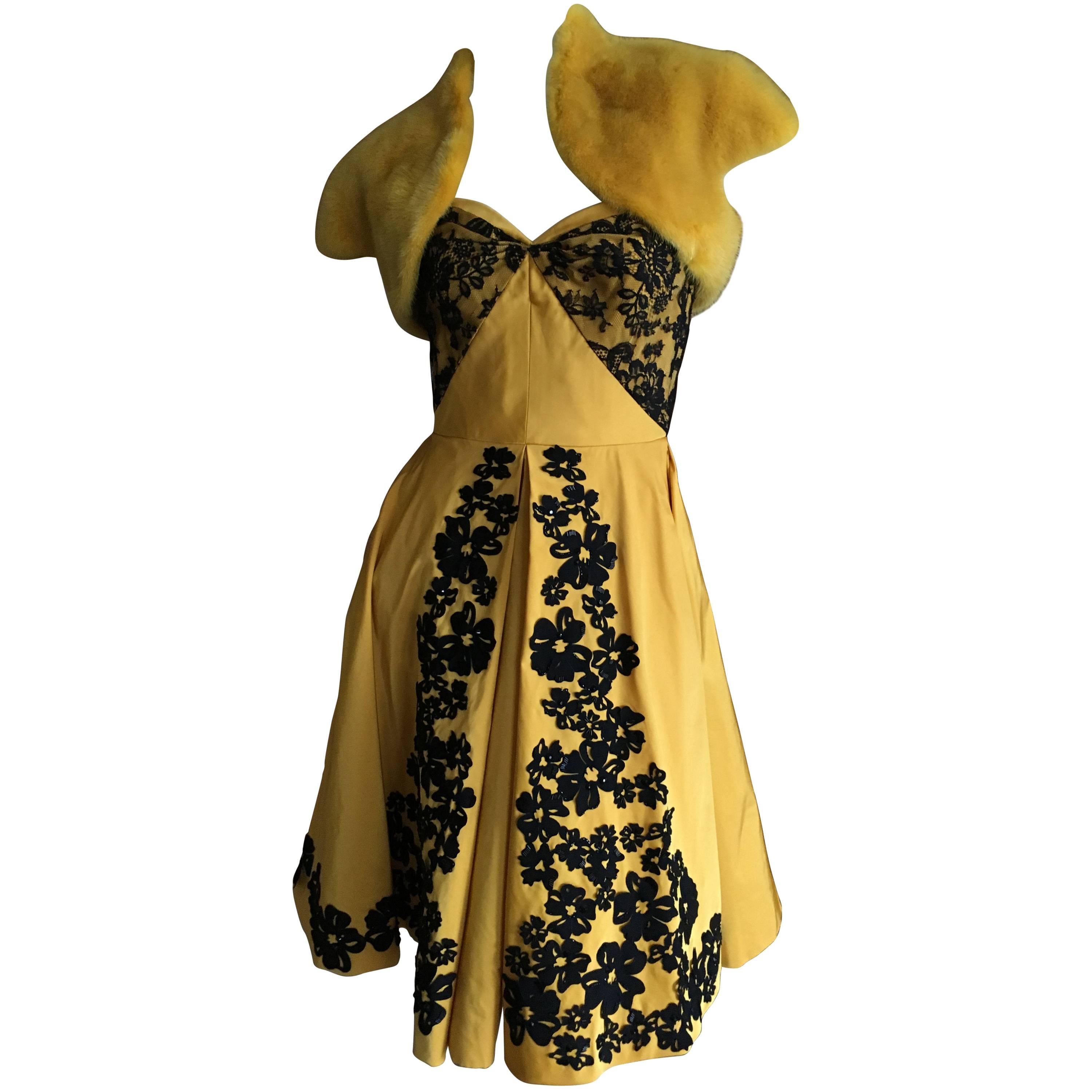 Oscar de la Renta Marigold Floral Strapless Evening Dress with Mink Shrug For Sale