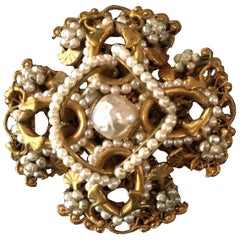 Luxe MIRIAM HASKELL Intricate Intelocking Baroque Pearl Iron Cross Brooch/Pin