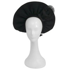 Vintage 1940s Black Wool Ruffled Hat w/ Curled Feather