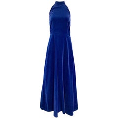 Yves Saint Laurent 1970er Jahre Vintage Marineblaues Neckholder-Kleid aus Samt mit hohem Ausschnitt