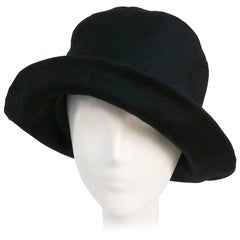 Retro 1960s Mod Black Pique Bucket Hat