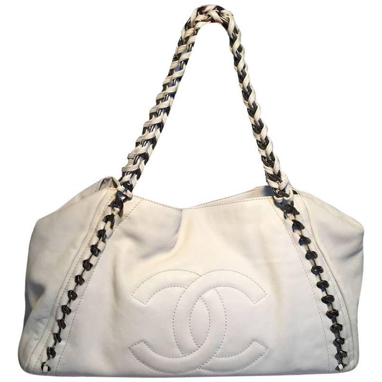Chanel White Leather Chain Trim Shoulder Bag Tote For Sale at 1stDibs
