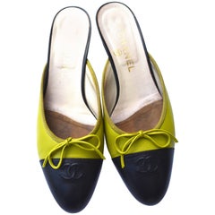 Vintage Chanel Lime Kitten Heel Slip On Shoes