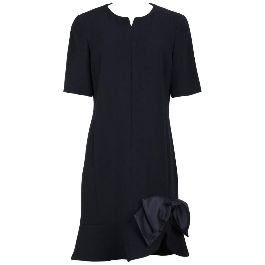 Little Black Wool Crêpe Evening Cocktail Dress With Exaggerated Raw Silk Bow For Sale