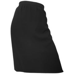 Chanel 1980s Black Wool Skirt with Pockets Size 12.