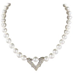 Stunning Faux Pearl and Diamante Necklace Estate Find