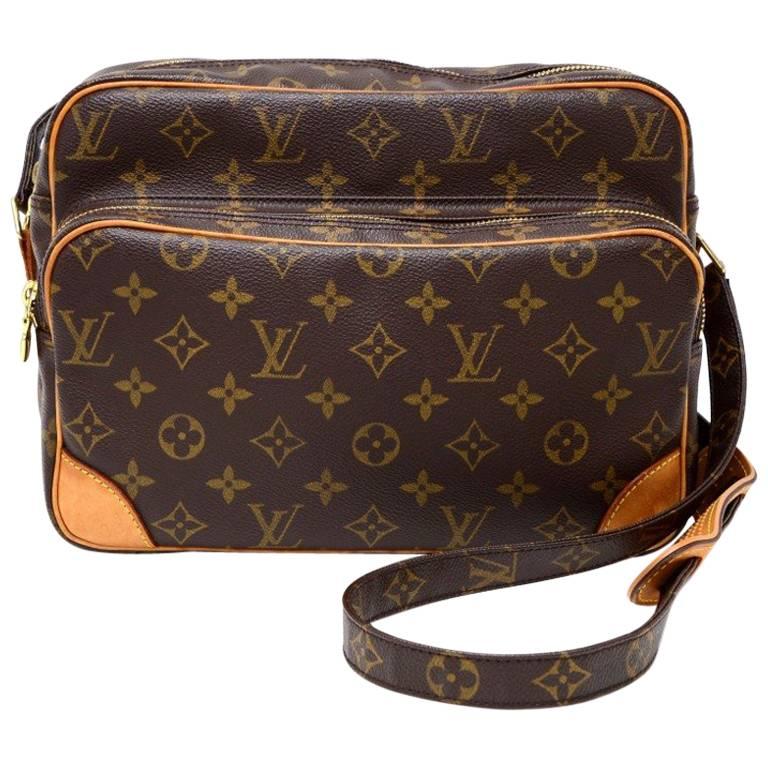Louis Vuitton Nil Monogram Canvas Shoulder Bag