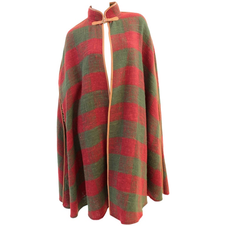 Gucci Wool Cape with Saddle Leather Trim Equestrian Horse Shoe Buckle 80s IT 42 For Sale at 1stdibs