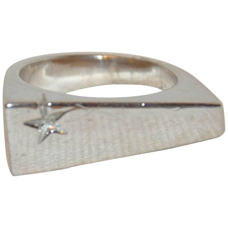 Thierry Mugler Signature 925 Sterling "Star" Ring at 1stDibs | thierry  mugler ring, thierry mugler star ring, sterling silver star ring