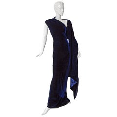Alexander McQueen Entrance "Blue Velvet" Gown 11