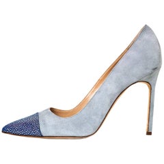 Manolo Blahnik Light Blue Suede Cap-Toe Pumps Sz 39 with DB