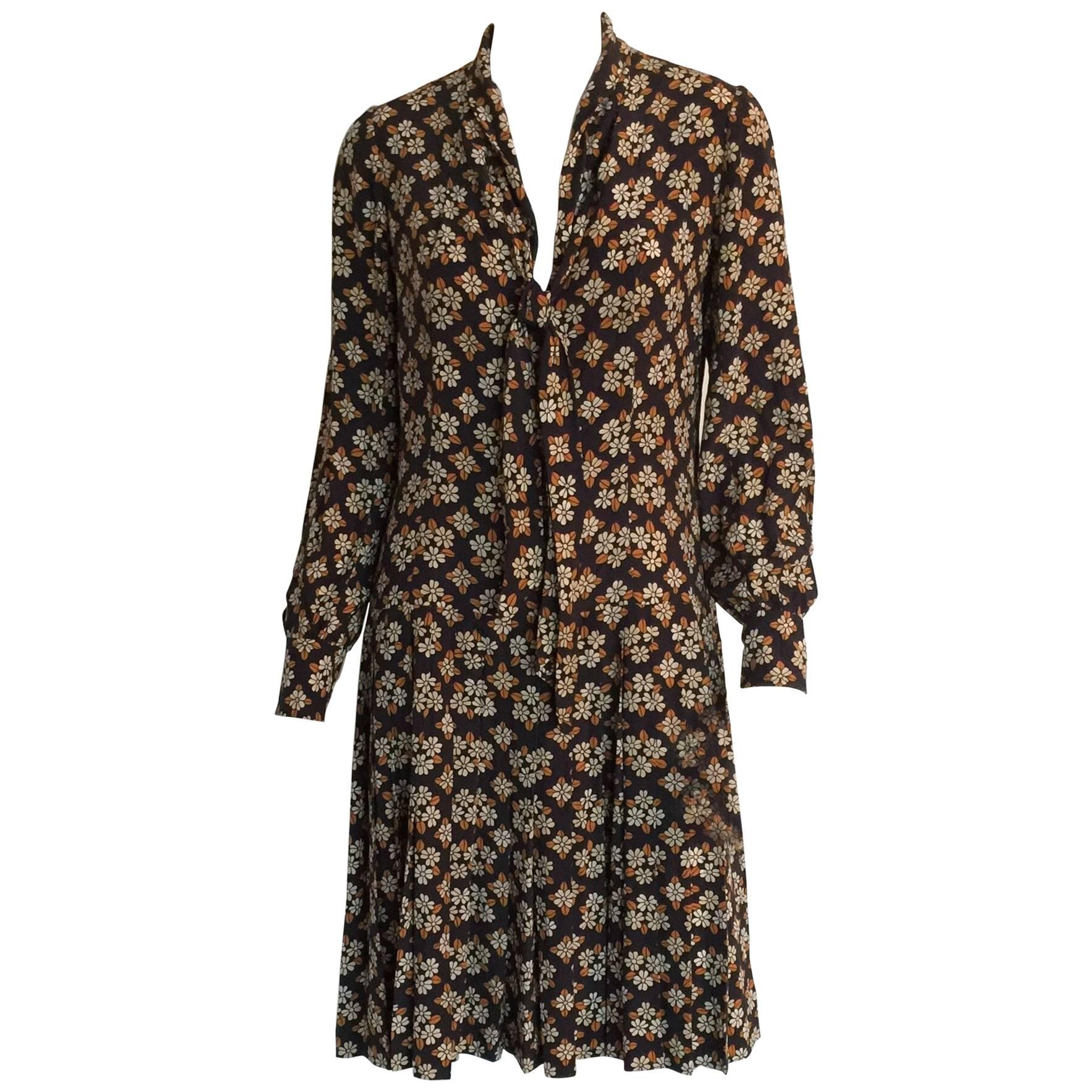 Ungaro 1970s printed silk pleated dress For Sale