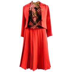 Pierre Balmain red Silk jacket and pleated skirt suit Ensemble, Circa 1950
