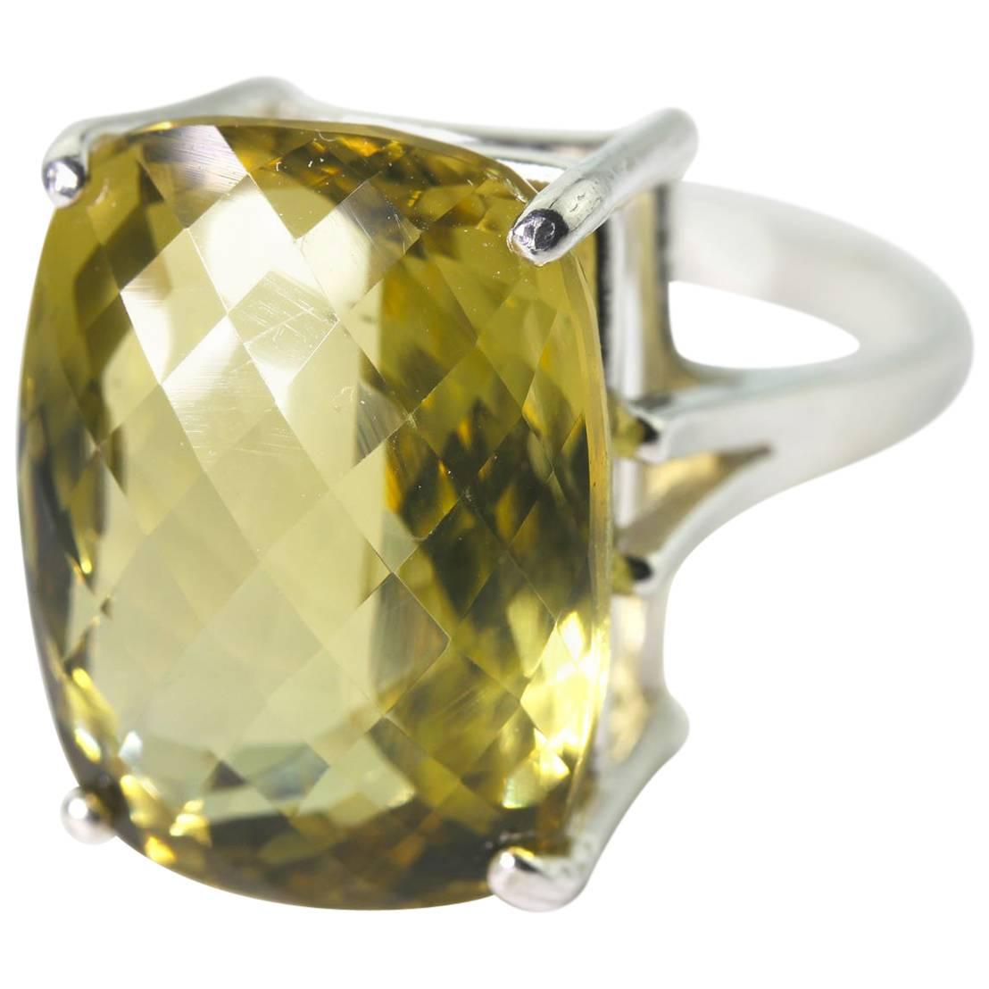 17.7 Carat Brilliant Lemon Quartz Silver Ring