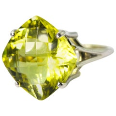 Brilliant 19.3 Carat Lemon Quartz Silver Ring