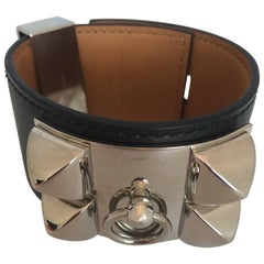 Bracelet manchette en cuir noir et argent Hermes Cuir Collier de Chien