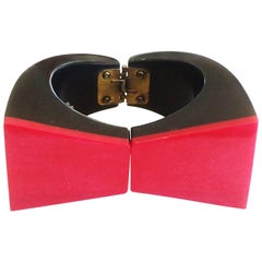 Vintage Art Deco French Bakelite hinged bowtie bangle bracelet clamper