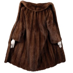Pristine 1970s Vintage Female Pelts Brown Mahogany Mink Fur Coat