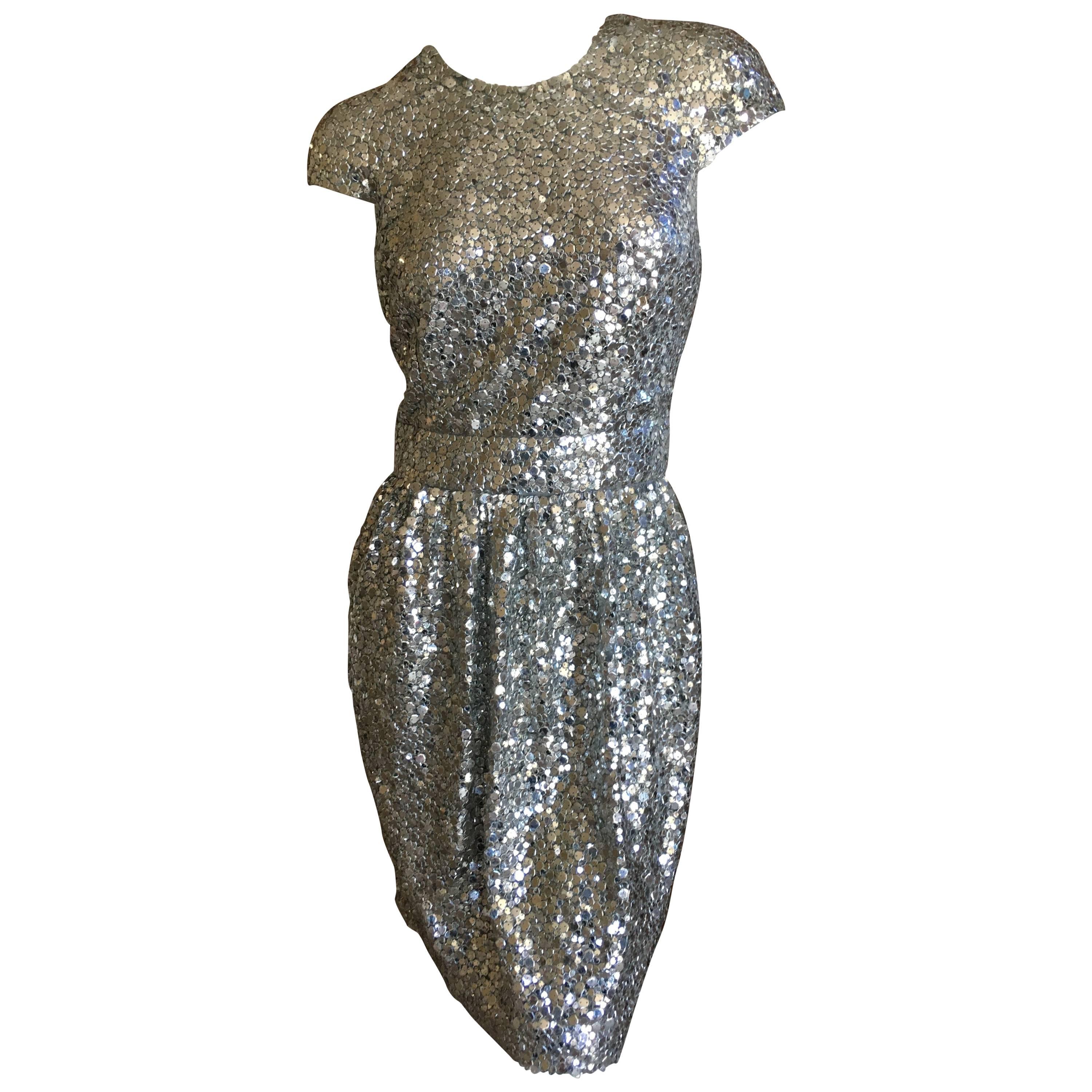 Naeem Khan Silver Sequin Cap Sleeve Cocktail Dress For Sale